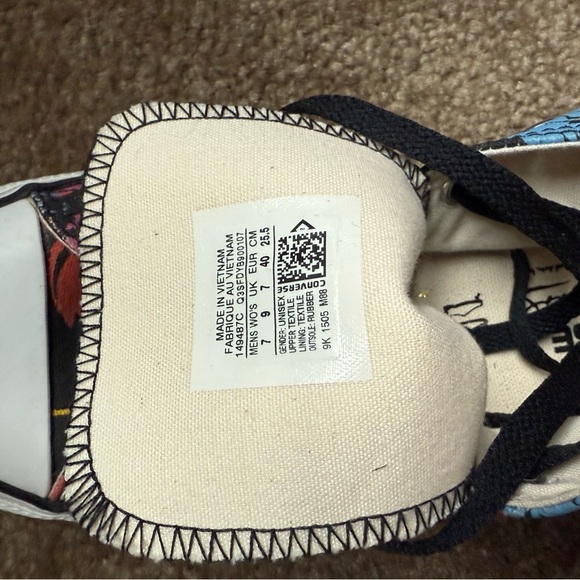 Andy Warhol Converse All Star High-Top Sneakers( ltd edition Statue of Liberty) - Picture 7 of 7